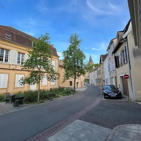 Appartement 6 Personnes - Au Coeur Du Centre Ville Paray-le-Monial Exterior foto